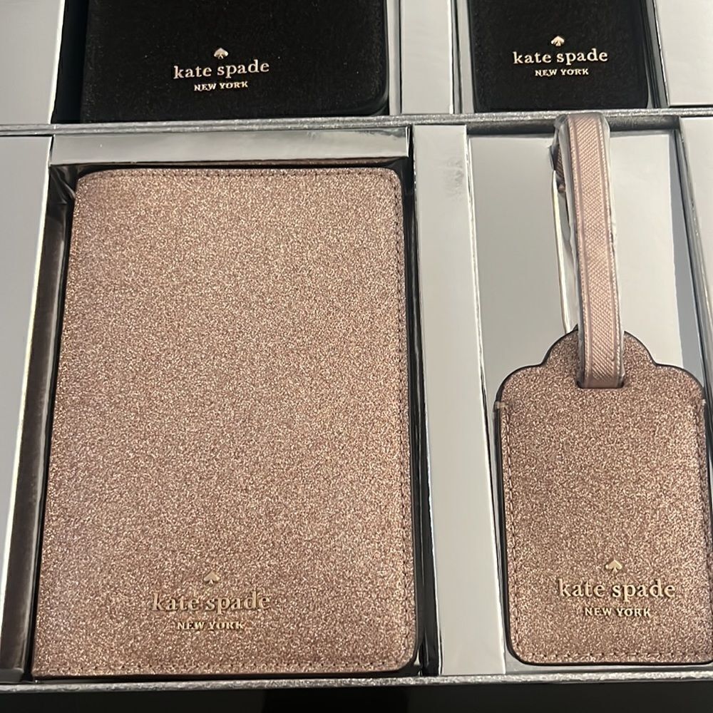 NWT Kate Spade Shimmy Boxed Travel Set rosegold‎